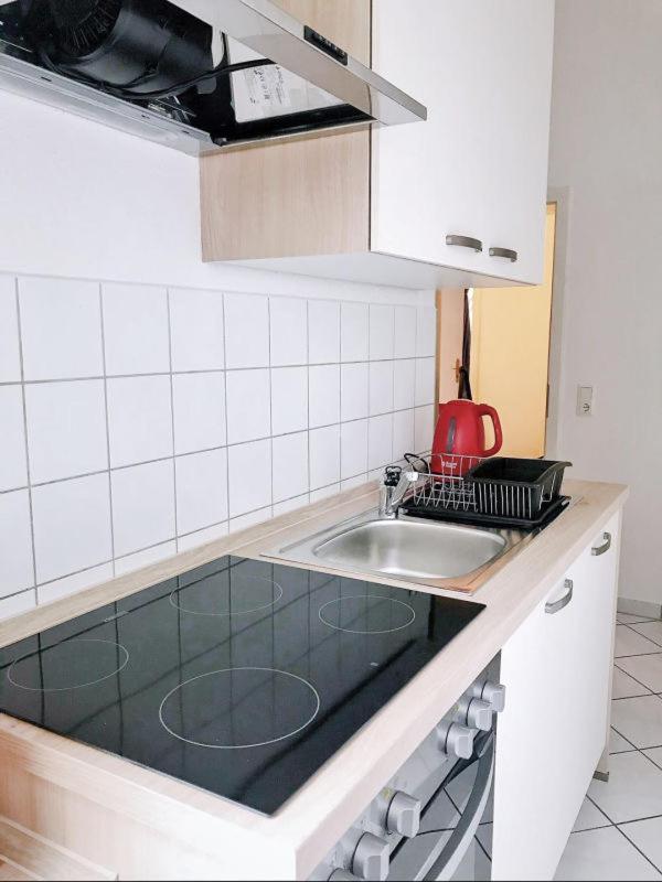 Familienfreundliches Im Zentrum Für Geschäftsreisen Und Privat Apartment *