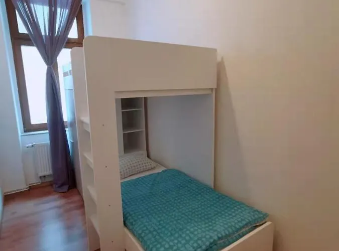 Familienfreundliches Apartment Im Zentrum Fuer Geschaeftsreisen Und Privat
